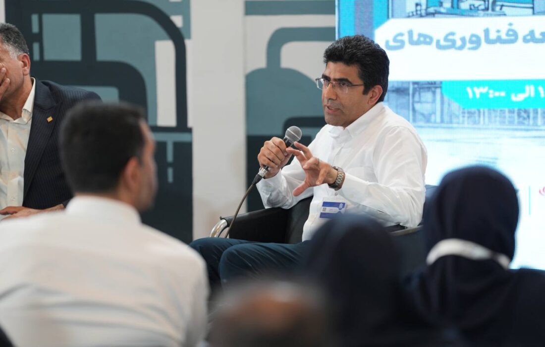 پنل تخصصی «سهم دانش‌بنیان‌ها در توسعه فناوری‌های ساخت داخل» با ارائه دکتر حسینی برگزار شد